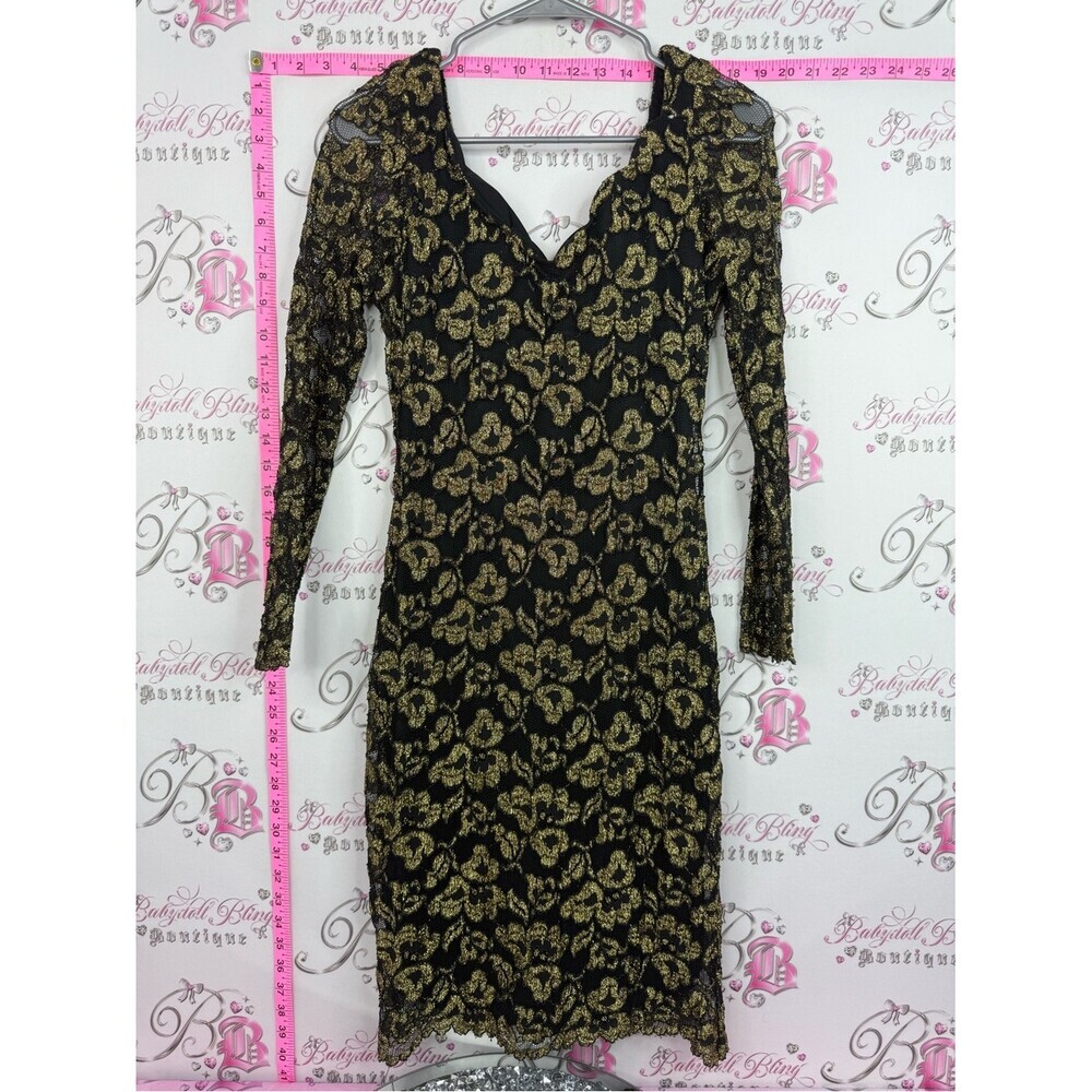 Dress lace Black & Gold Lace Long-Sleeve V-Neck Dress